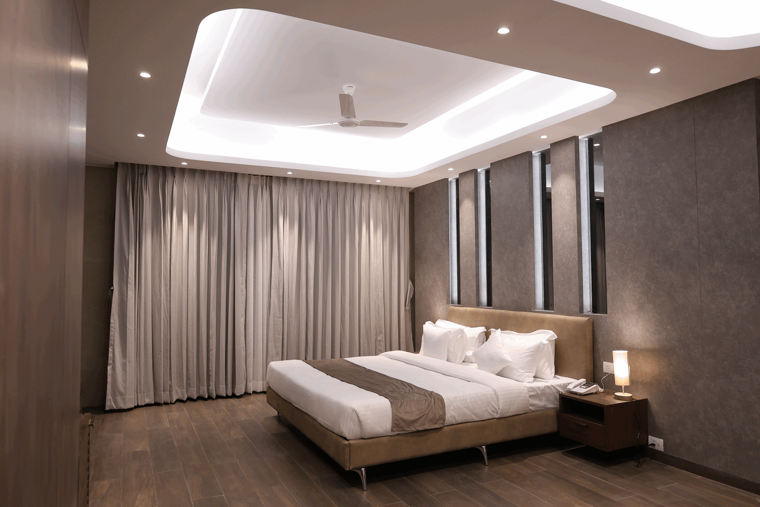 Deluxe Room Living Space